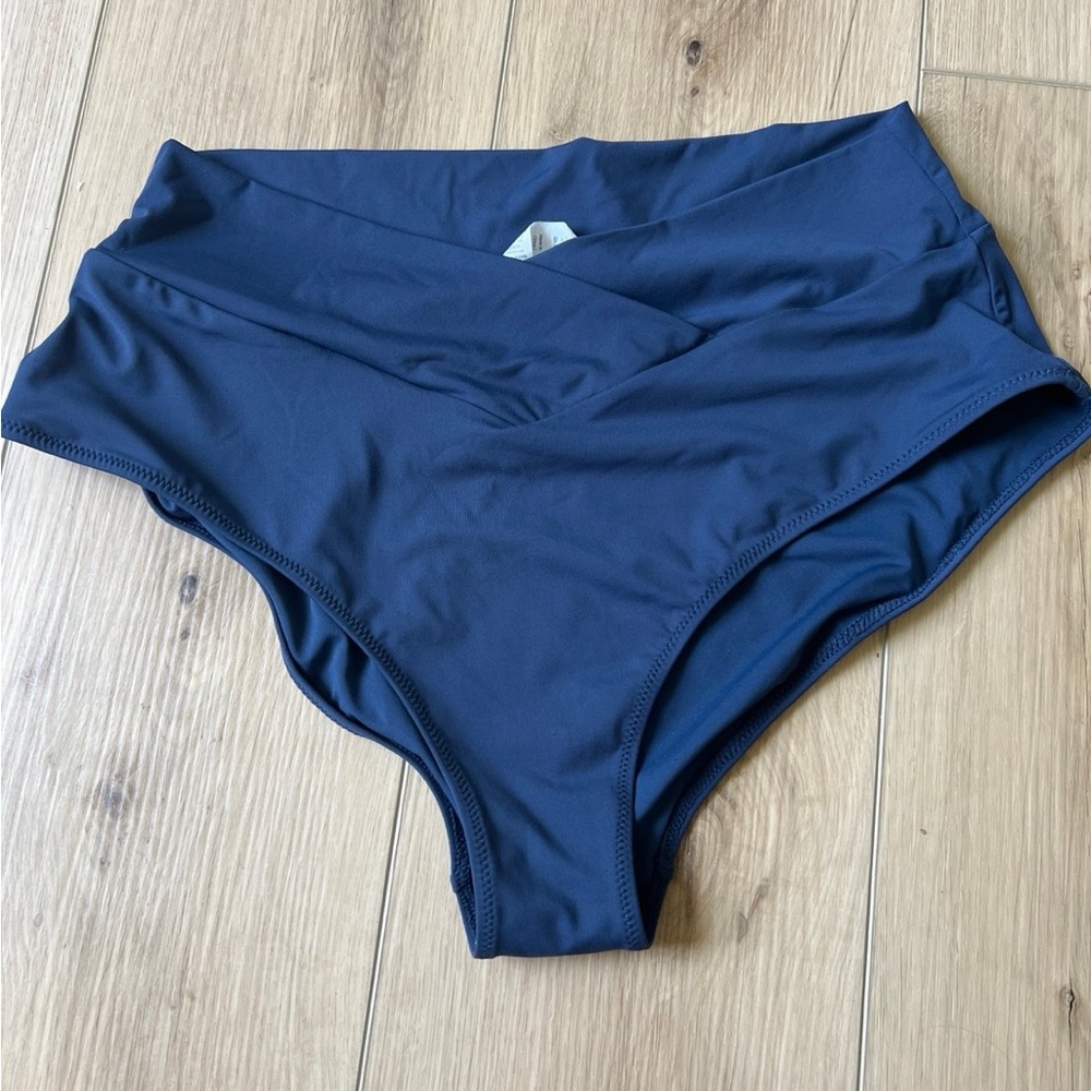 CRZ YOGA Womens V Cut Bikini Bottom